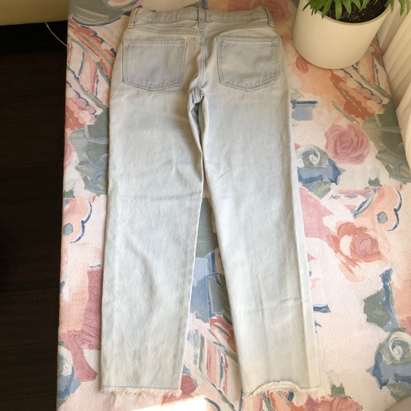 Old Navy girl jeans boyfriend style cut out hem - Picture 4 of 15